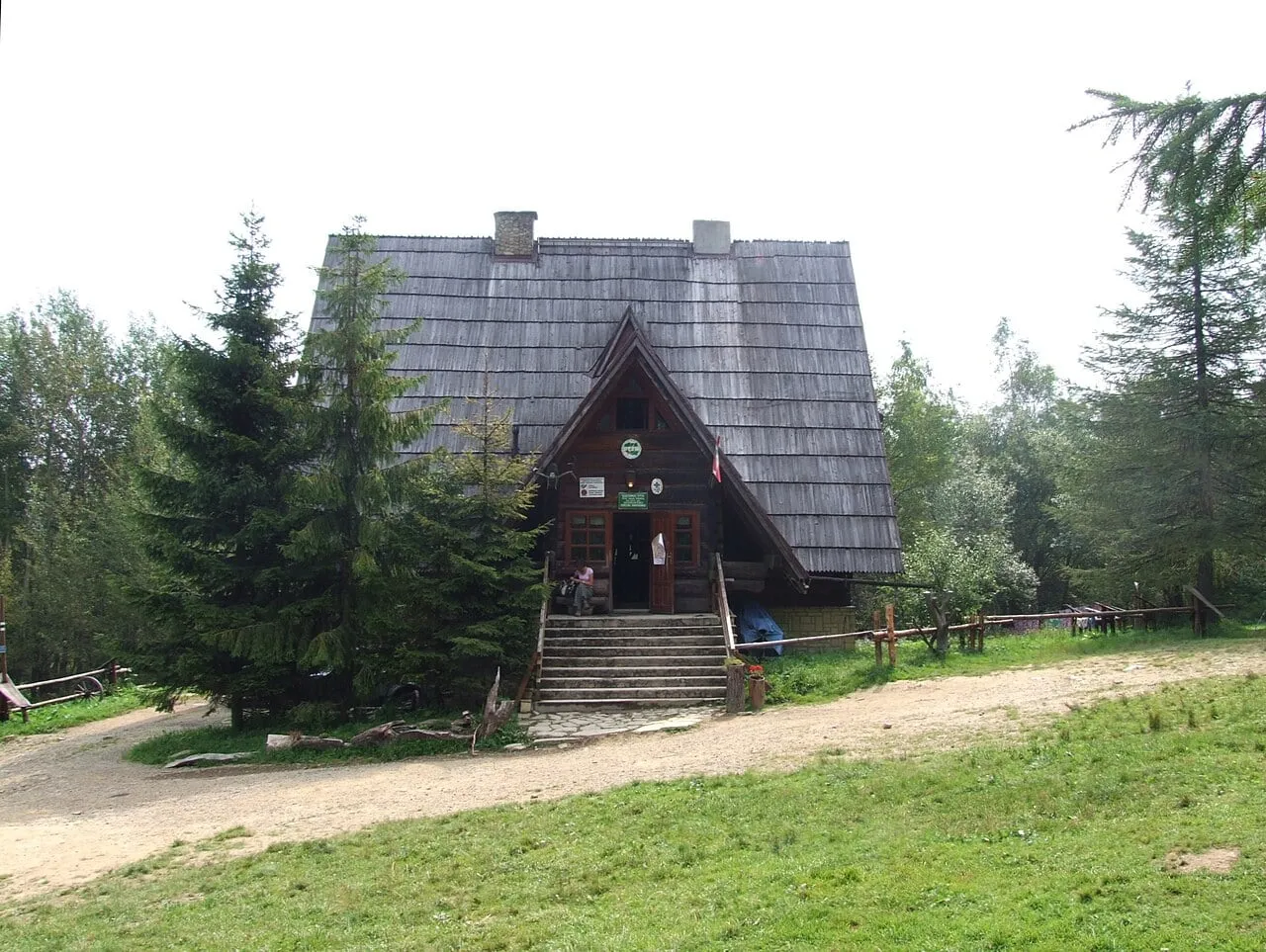 Bacówka PTTK pod Małą Rawką