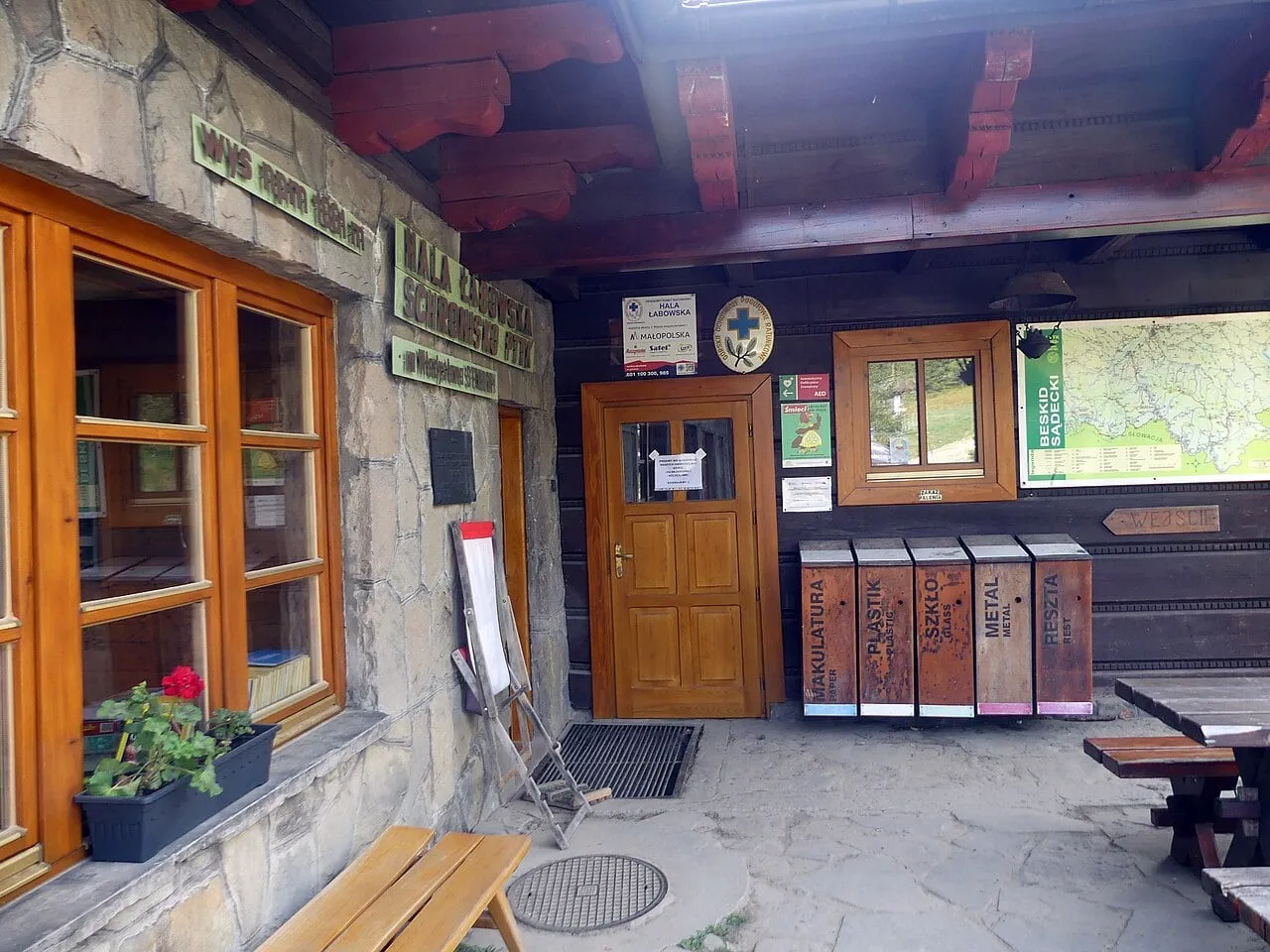 Dyżurka GOPR na Hali Łabowskiej