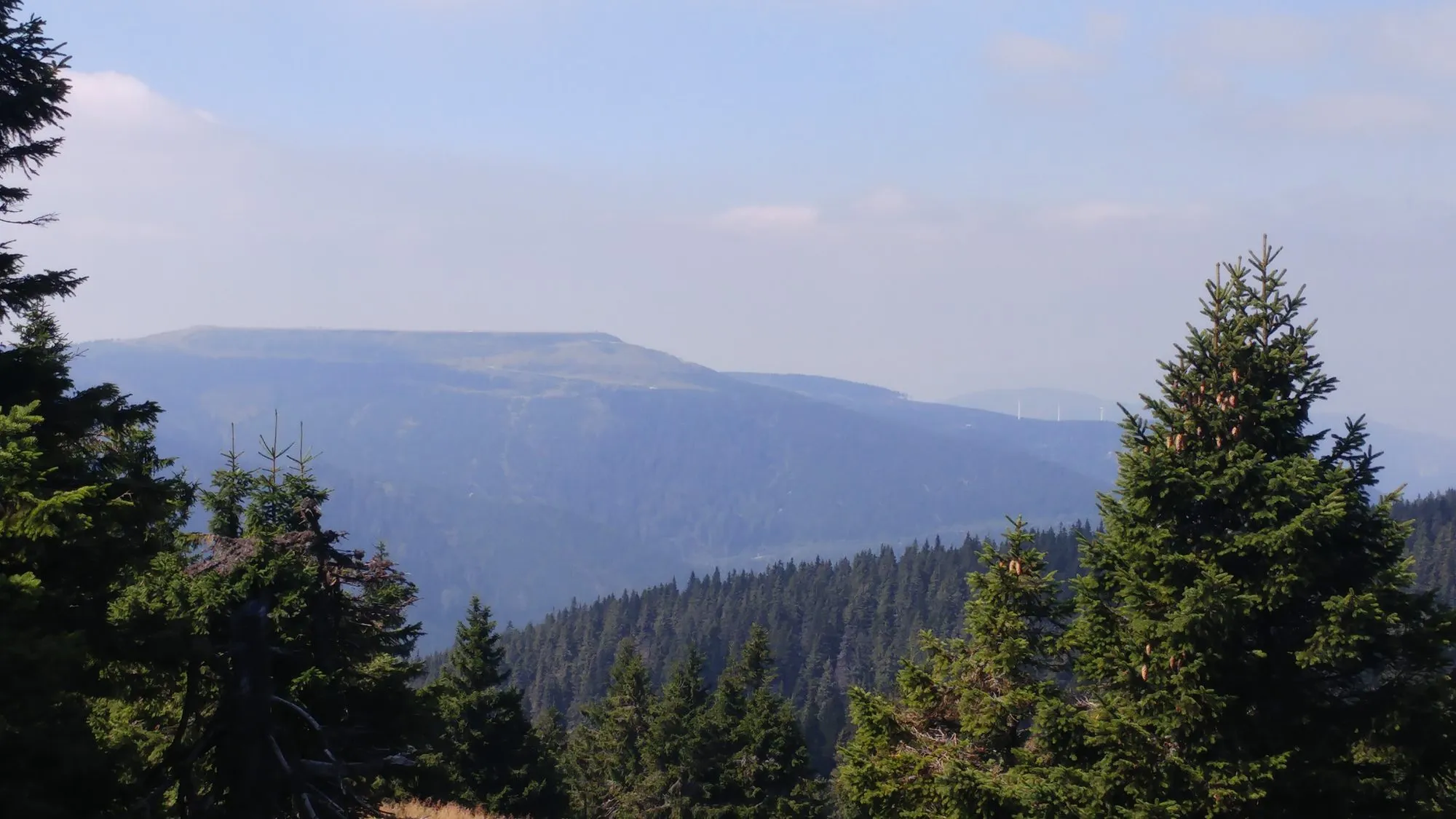 Widok z drogi na Pradziad
